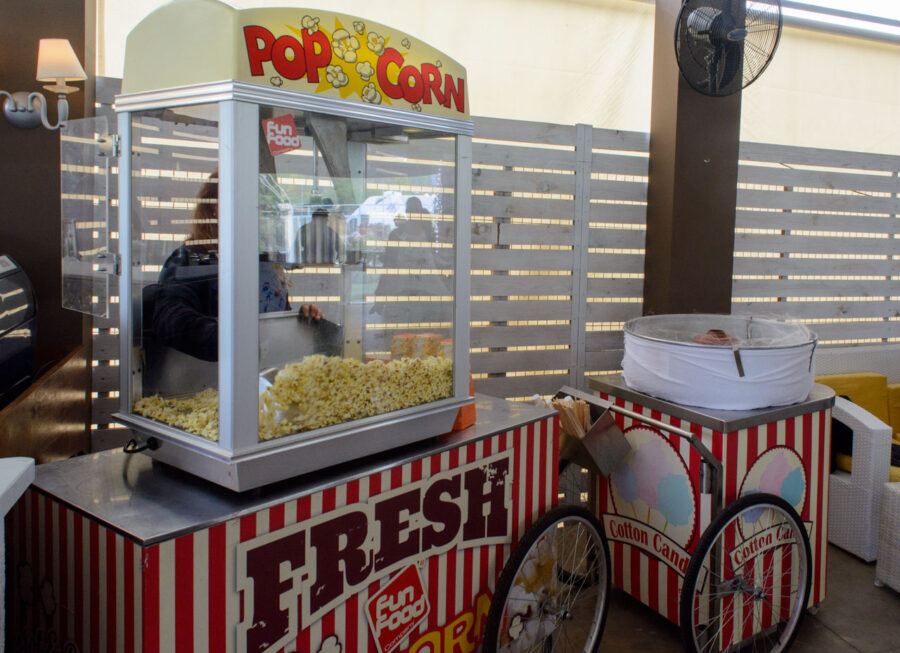 thematiko paidiko party safari mixani pop corn